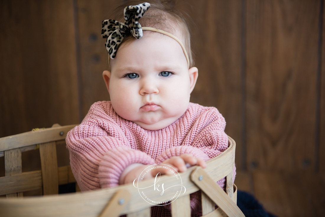 Iowa 6 Month Milestone Portraits photographed by IA Newborn Photographer KS Photography