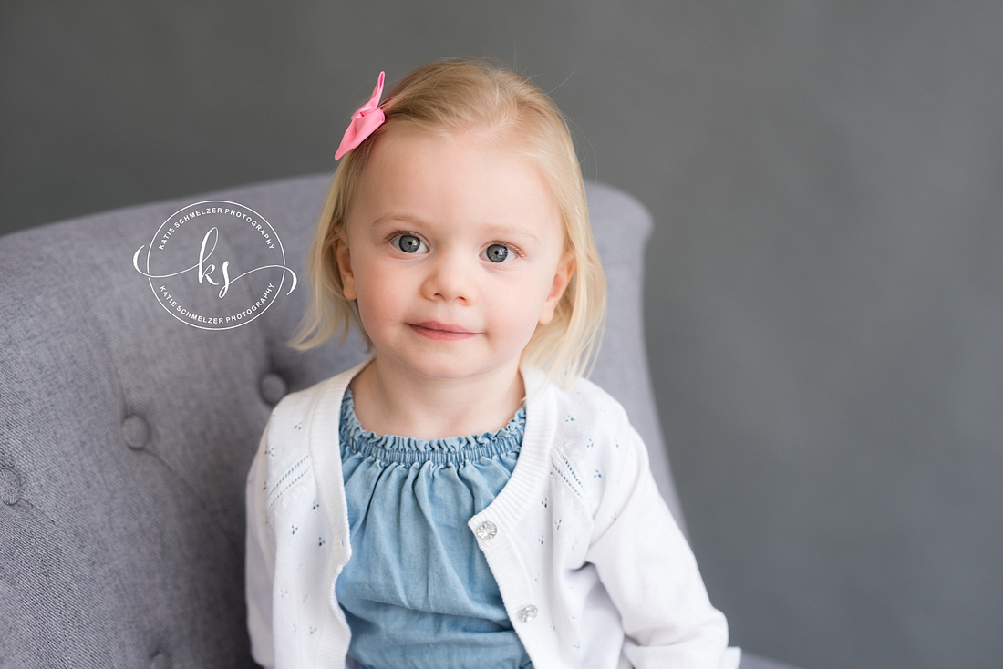 Iowa Family Portraits featuring Sisters photographed by IA Family Photographer KS Photography
