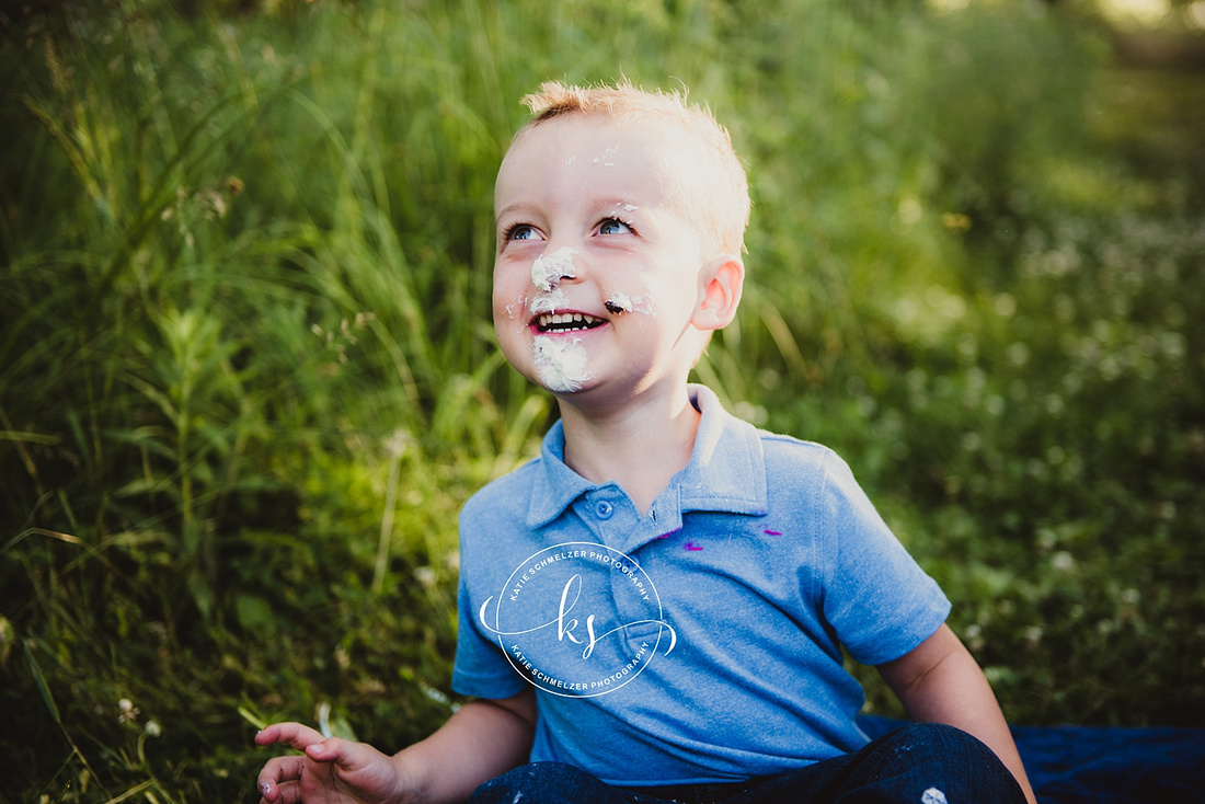 One Year Milestone and Family Portraits photographed by IA Family Photographer KS Photography