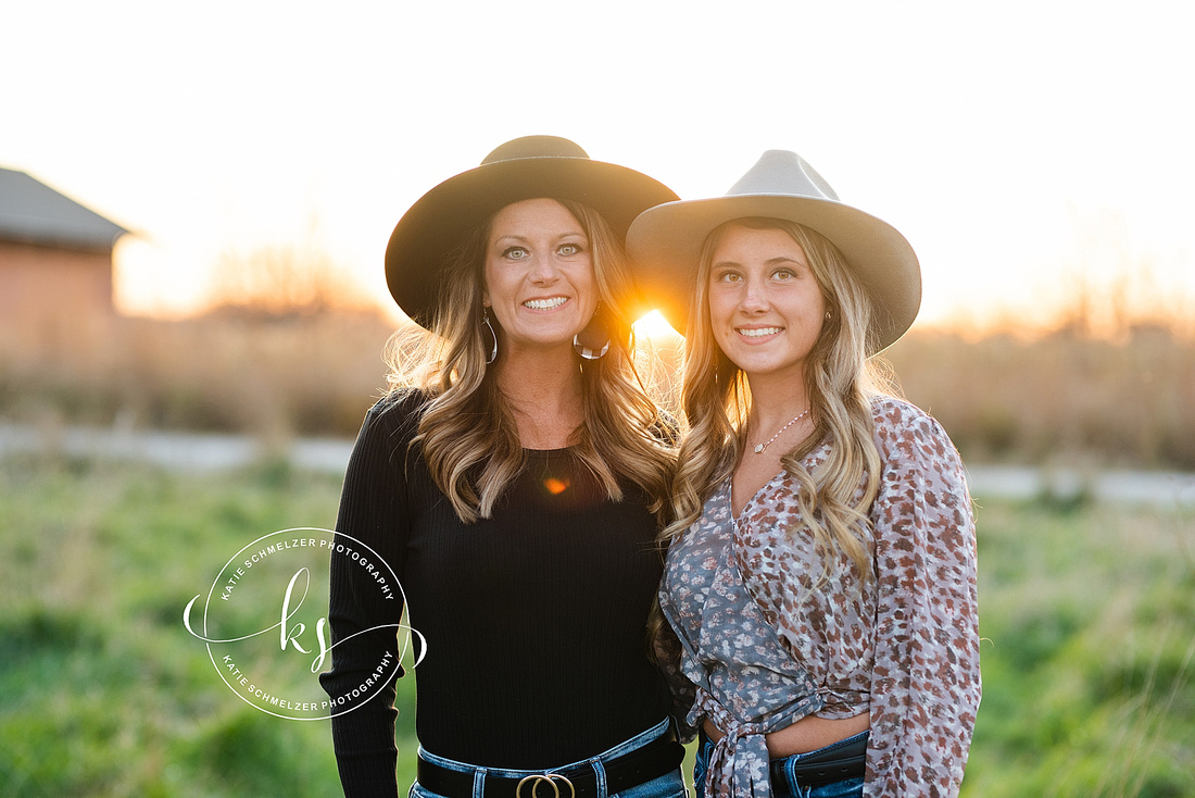 Senior portraits in Amana, IA photographed by Tiffin photographer KS Photography