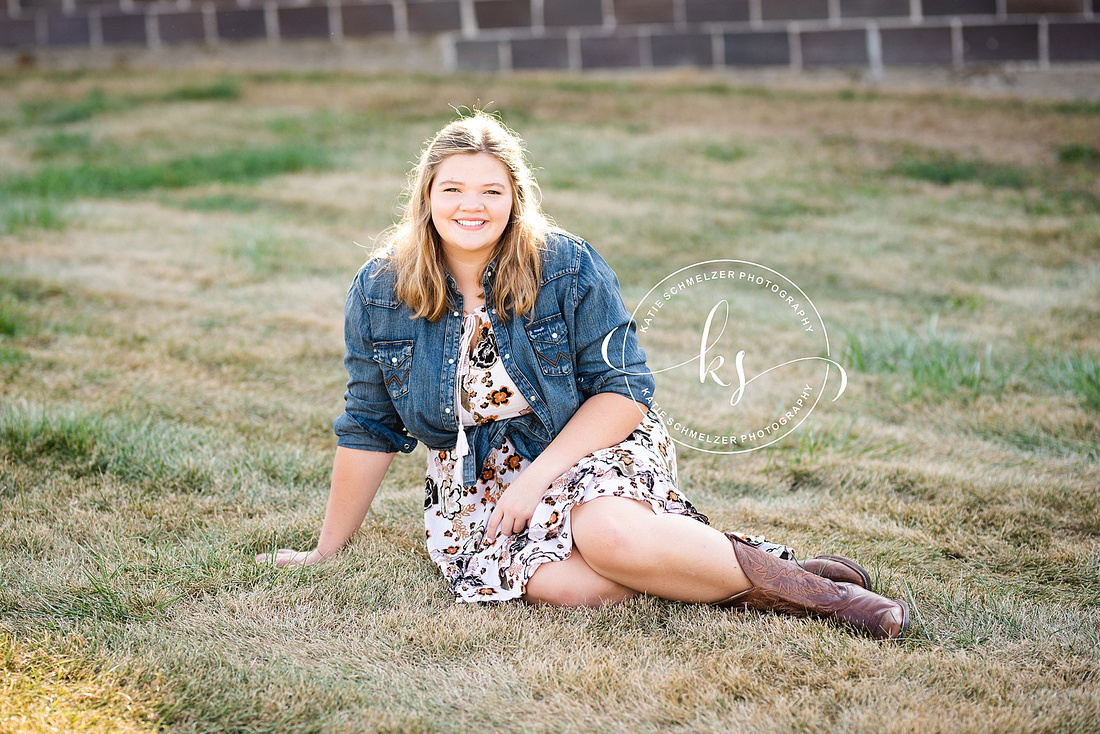 Oxford IA senior portraits with young lady on farm photographed by KS Photography