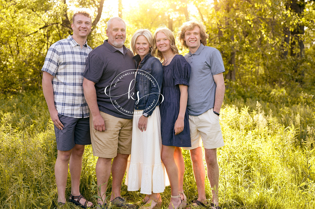 IA Summer Family Session Photographed by Iowa Family photographer KS Photography