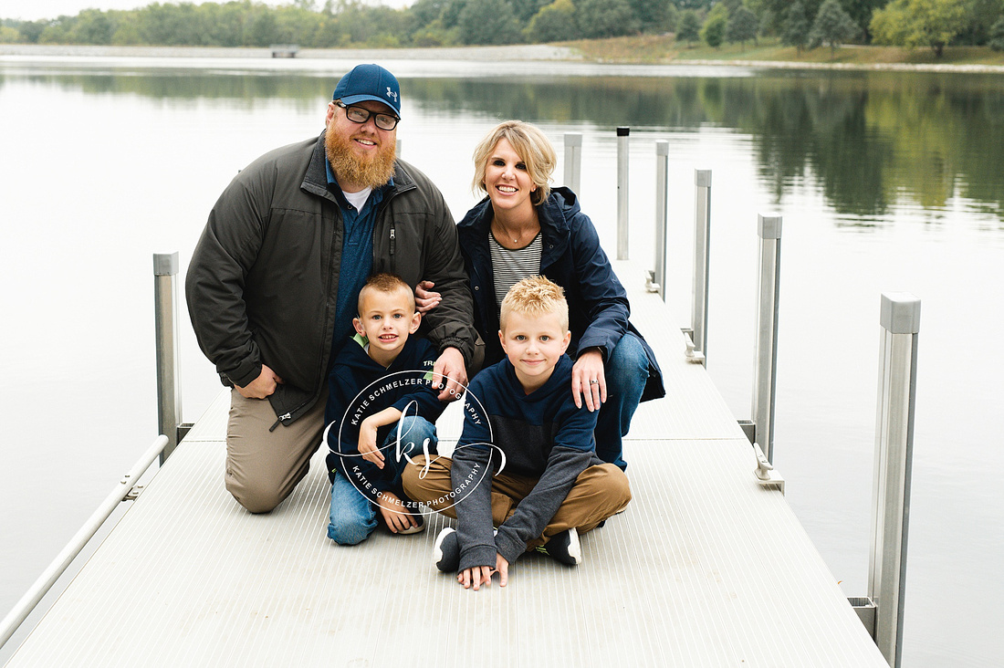 Lakeside Family Session photographed by IA Family Photographer KS Photography