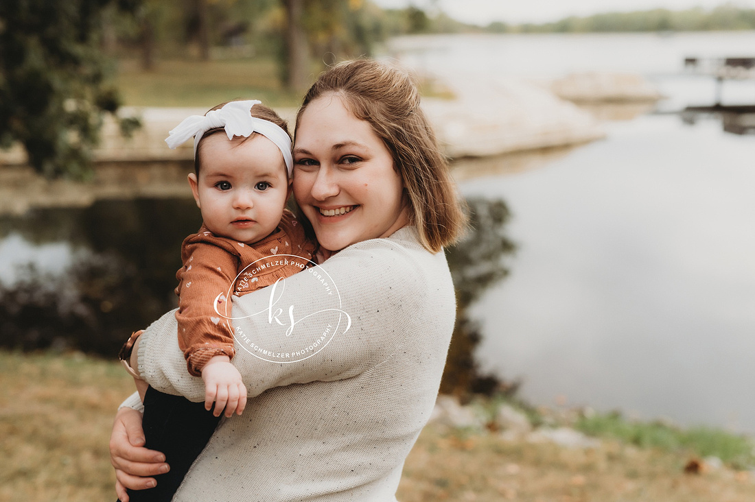 Kent Park Iowa Family Session photographed IA Family Photographer KS Photography