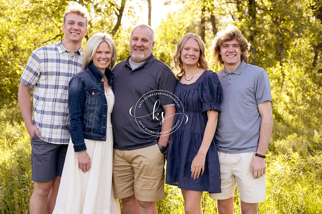 IA Summer Family Session Photographed by Iowa Family photographer KS Photography