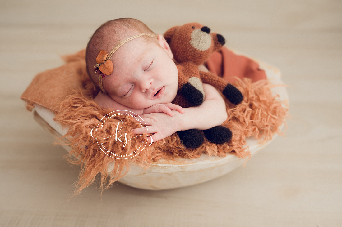 Precious Newborn Girl + Family session photographed by IA newborn Photographer KS Photography